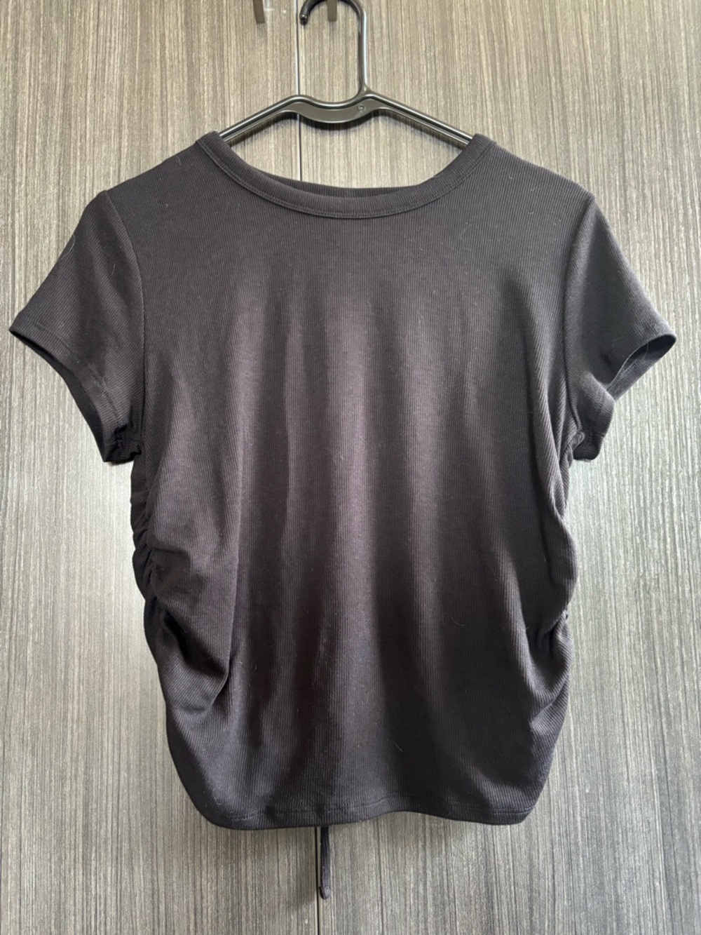 Old Navy do dry Black Short Sleeve Ruched Side Tee